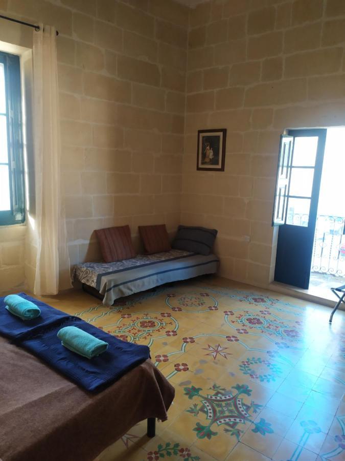 Farmhouse Tal Kaptan Kercem Exterior photo